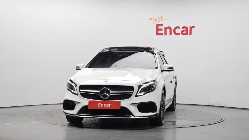 Mercedes-Benz GLA-Class