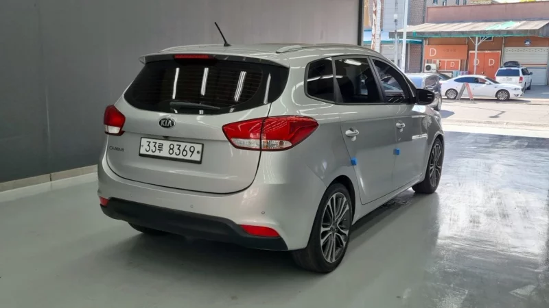 Kia Carens