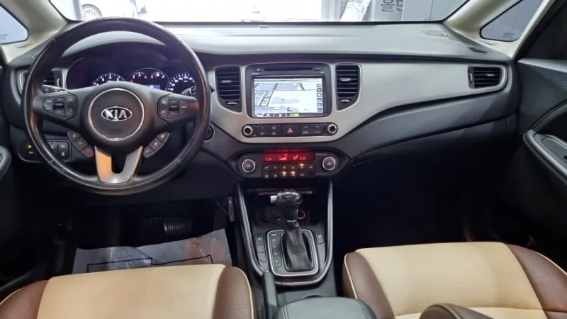 Kia Carens