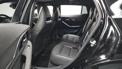 Infiniti Q30