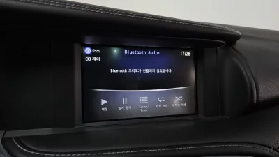 Infiniti Q30