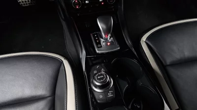Infiniti Q30