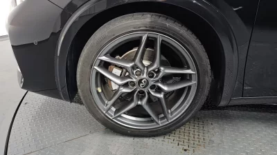 Infiniti Q30