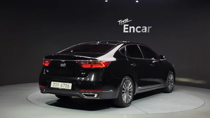 Kia K7