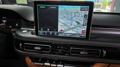 Lincoln AVIATOR
