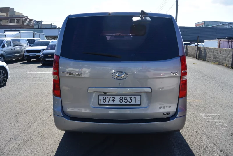 Hyundai Grand Starex