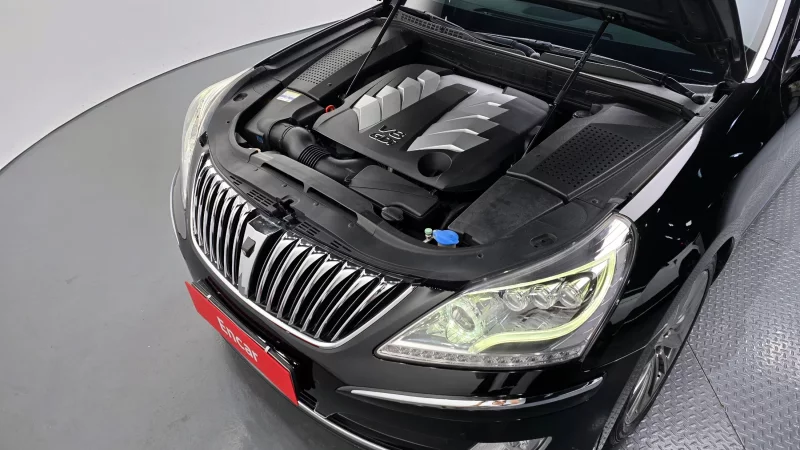 Hyundai Equus