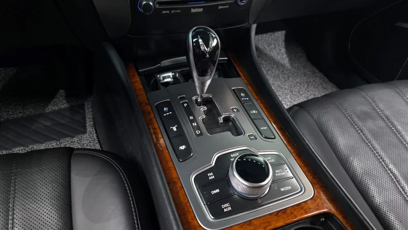 Hyundai Equus