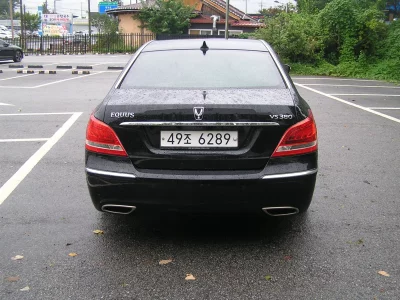 Hyundai Equus