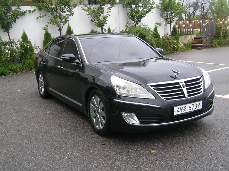 Hyundai Equus