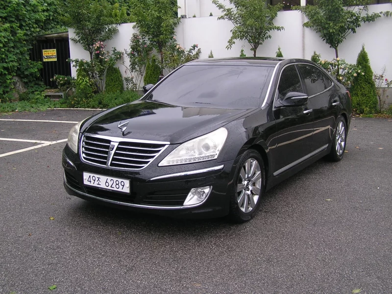 Hyundai Equus