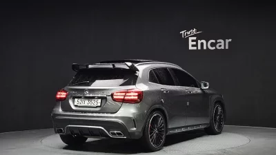 Mercedes-Benz GLA-Class
