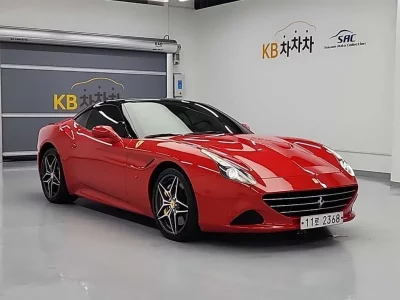 Ferrari CALIFORNIA