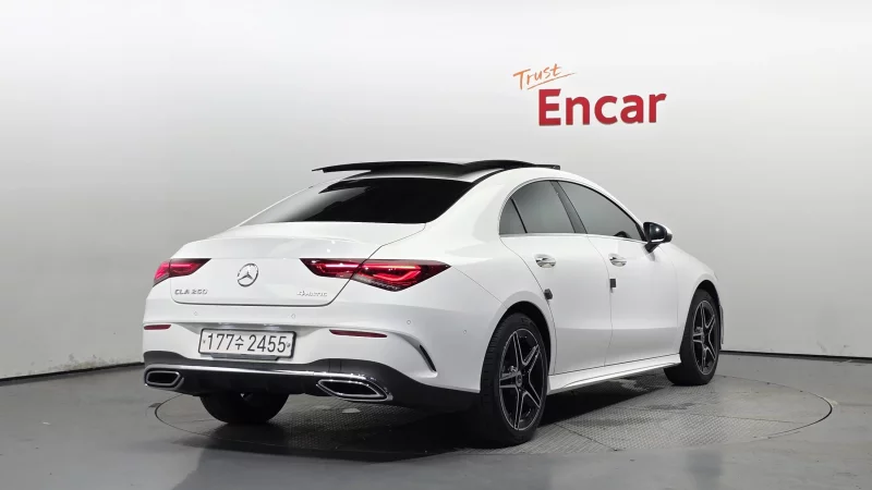 Mercedes-Benz CLA-Class