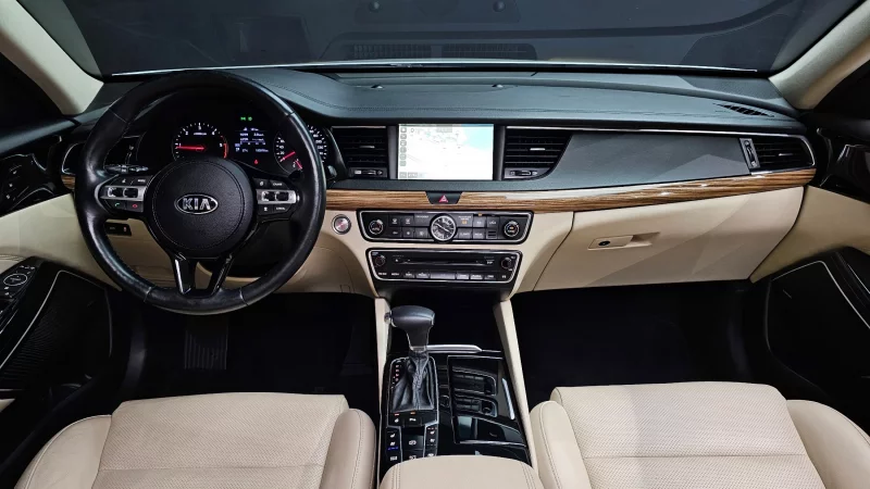 Kia K7