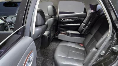 Infiniti M