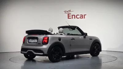 MINI Cooper Convertible