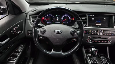 Kia K9
