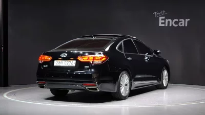 Hyundai Aslan