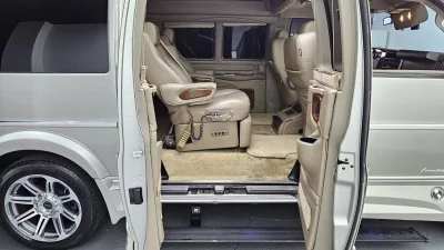 Chevrolet Express Van