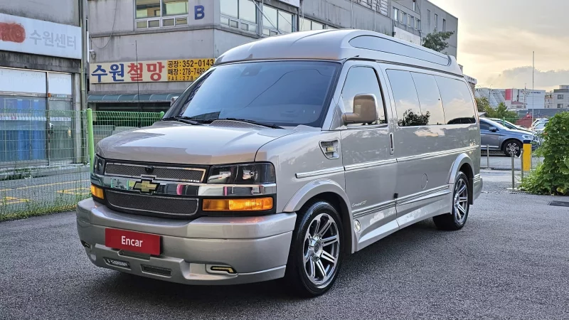 Chevrolet Express Van