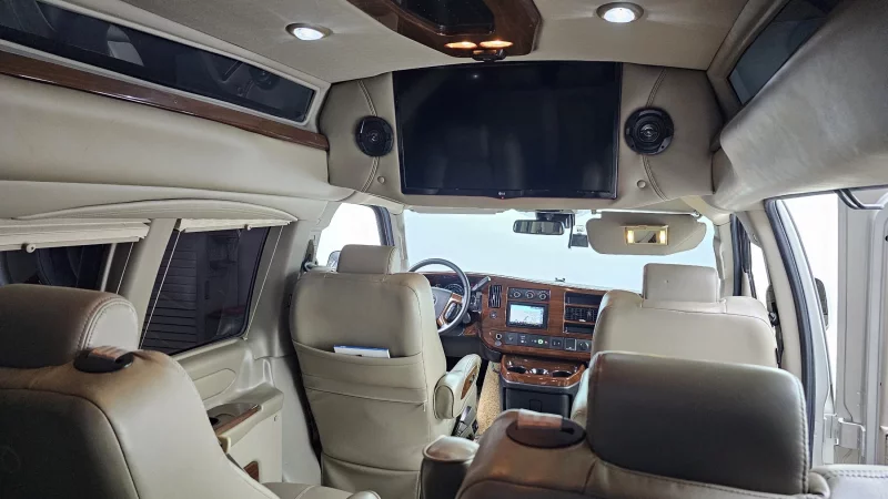 Chevrolet Express Van