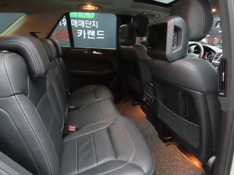 Mercedes-Benz M-class