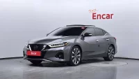 Nissan MAXIMA