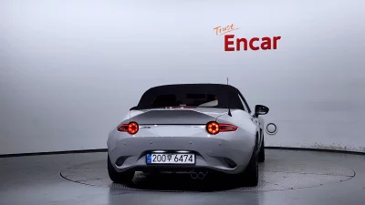 Mazda MX-5 Miata
