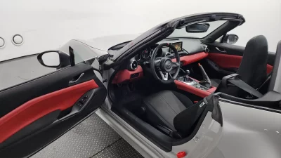 Mazda MX-5 Miata