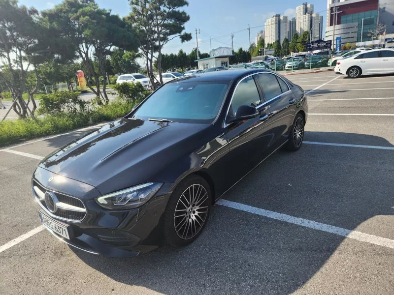 Mercedes-Benz C-Class
