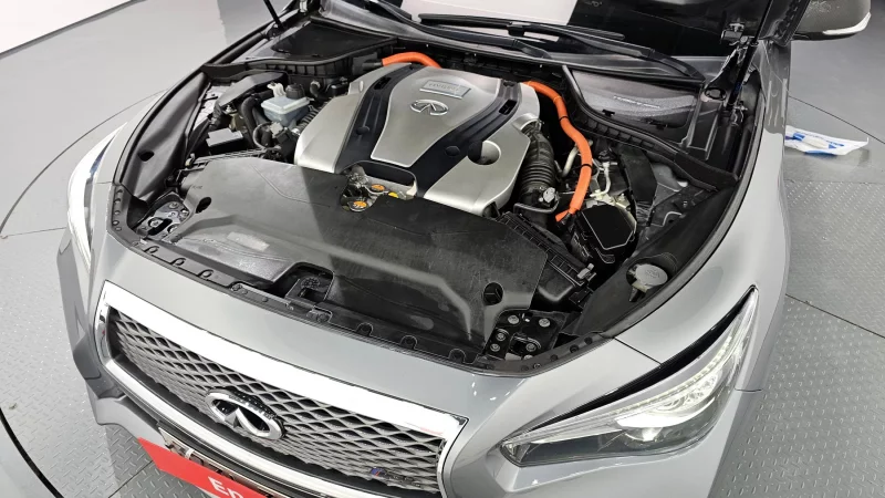 Infiniti Q50