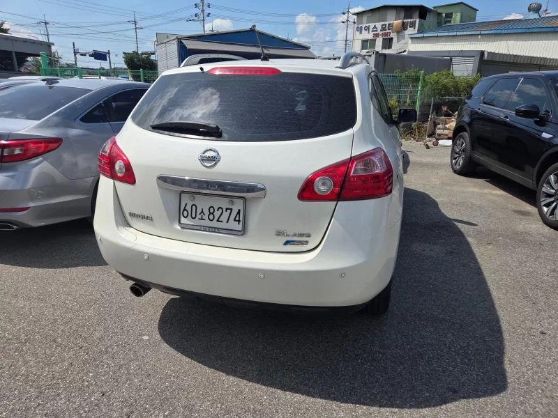 Nissan Rogue