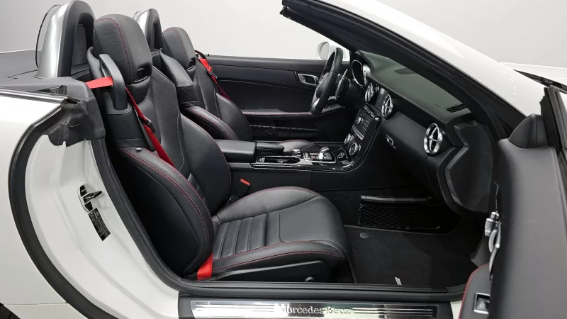 Mercedes-Benz SLC-Class