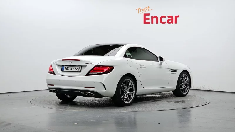Mercedes-Benz SLC-Class