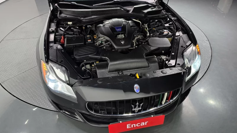 Maserati QUATTROPORTE