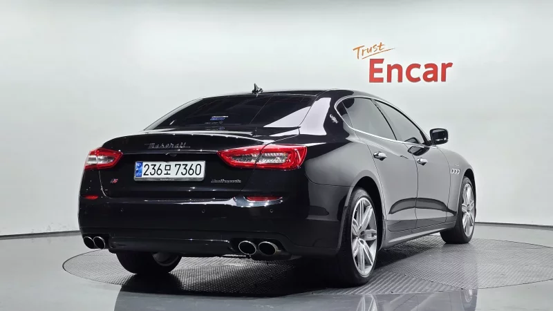 Maserati QUATTROPORTE