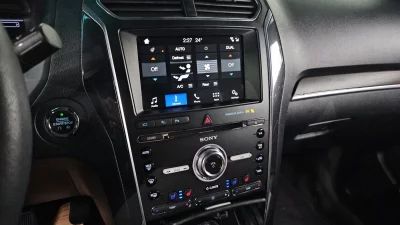 Ford EXPLORER