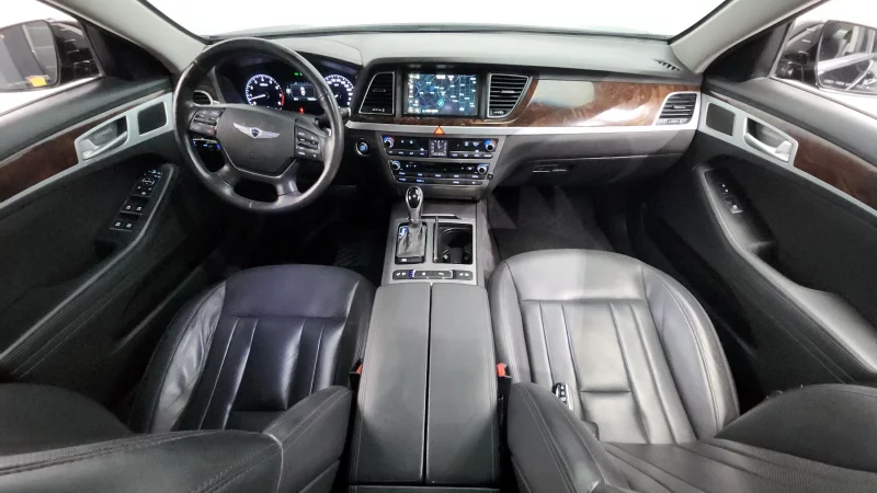 Hyundai Genesis