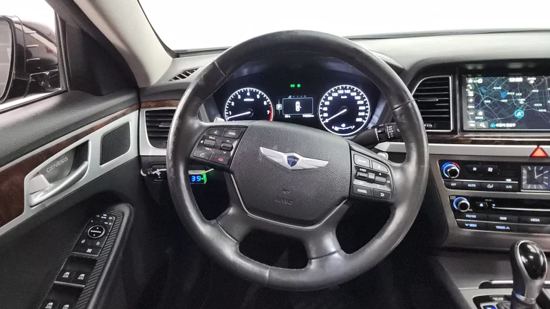 Hyundai Genesis