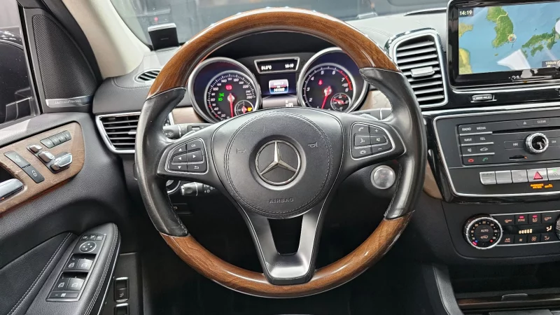 Mercedes-Benz GLS-Class