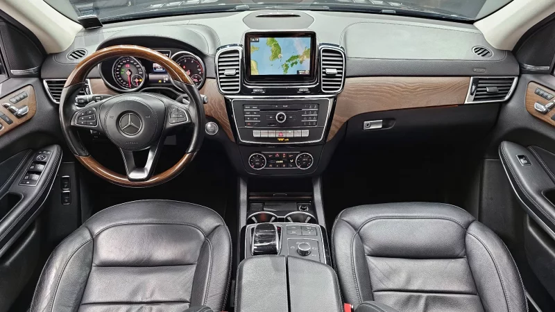 Mercedes-Benz GLS-Class