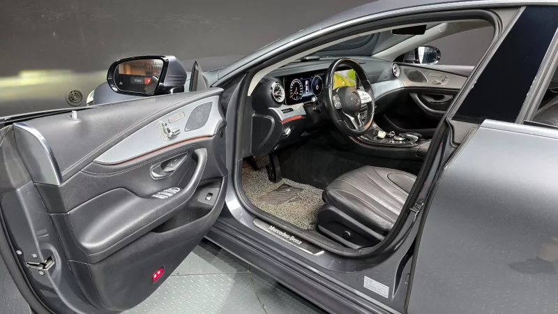 Mercedes-Benz CLS-Class