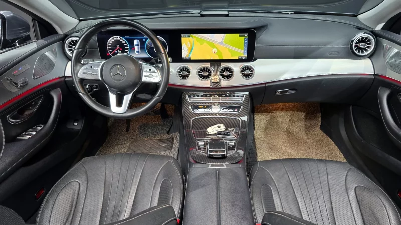 Mercedes-Benz CLS-Class