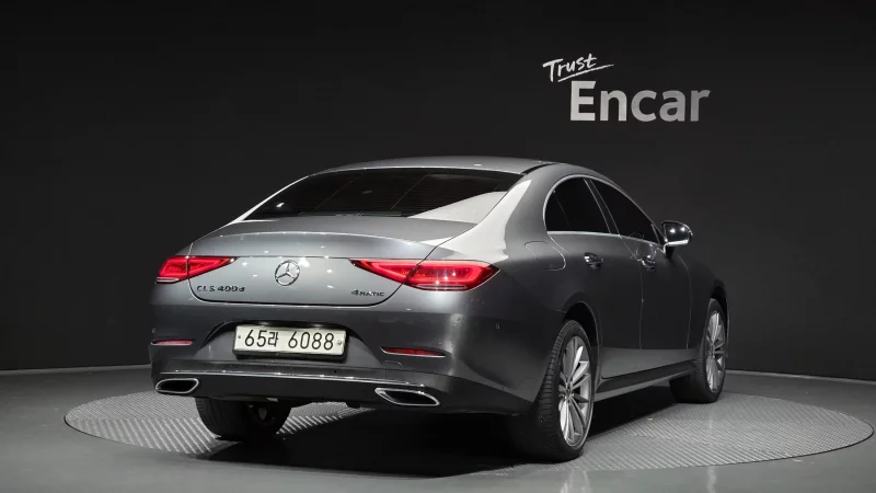 Mercedes-Benz CLS-Class