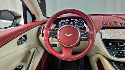 Astonmartin DBX