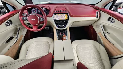 Astonmartin DBX