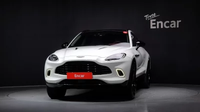 Astonmartin DBX