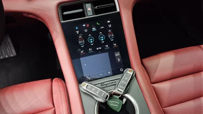 Porsche TAYCAN