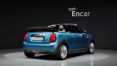 MINI Cooper Convertible